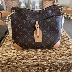 Louis Vuitton Odeon NM